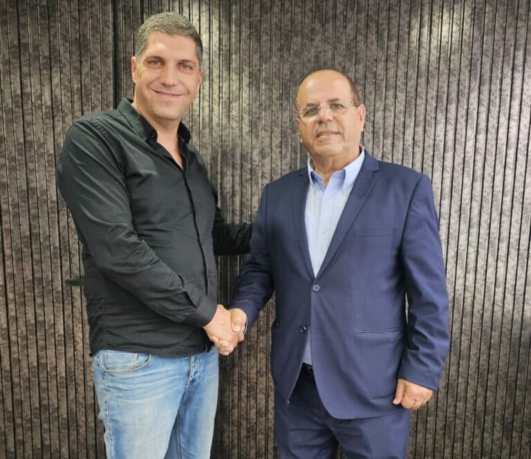 נשיא איגוד הנדלן איוב קרא